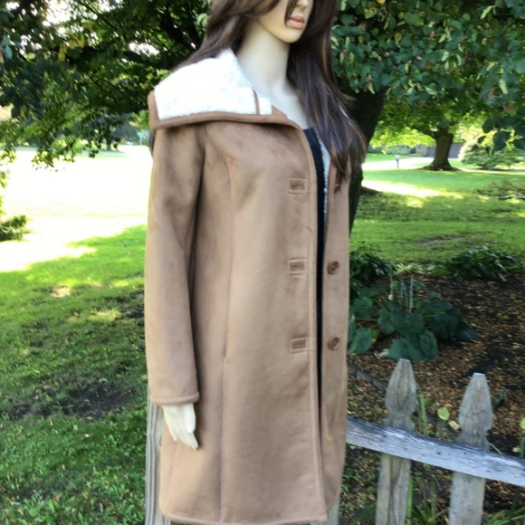 NWT Talbot Vegan Suede & Sherpa Lining - Picture 6 of 6